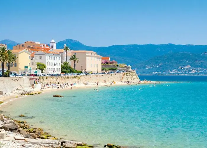 Daire De Charme Centre Historique Ajaccio *